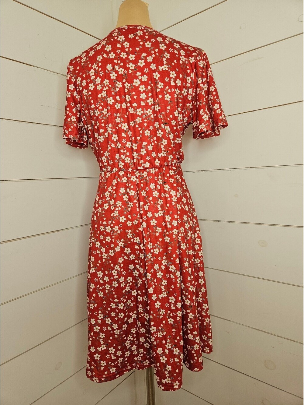 NWOT UVN medium red with white & tan flowers & heart buds faux wrap dress - Picture 3 of 6